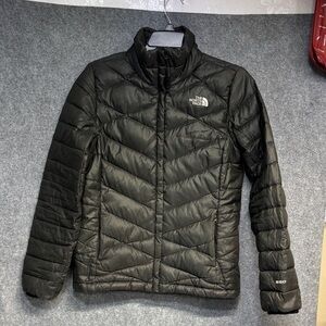 The North Face 550 goose down puffer jacket with pockets double embroidered logo